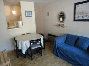Appartement Le Grau-du-Roi, 2 pièces, 3 personnes - FR-1-250-191